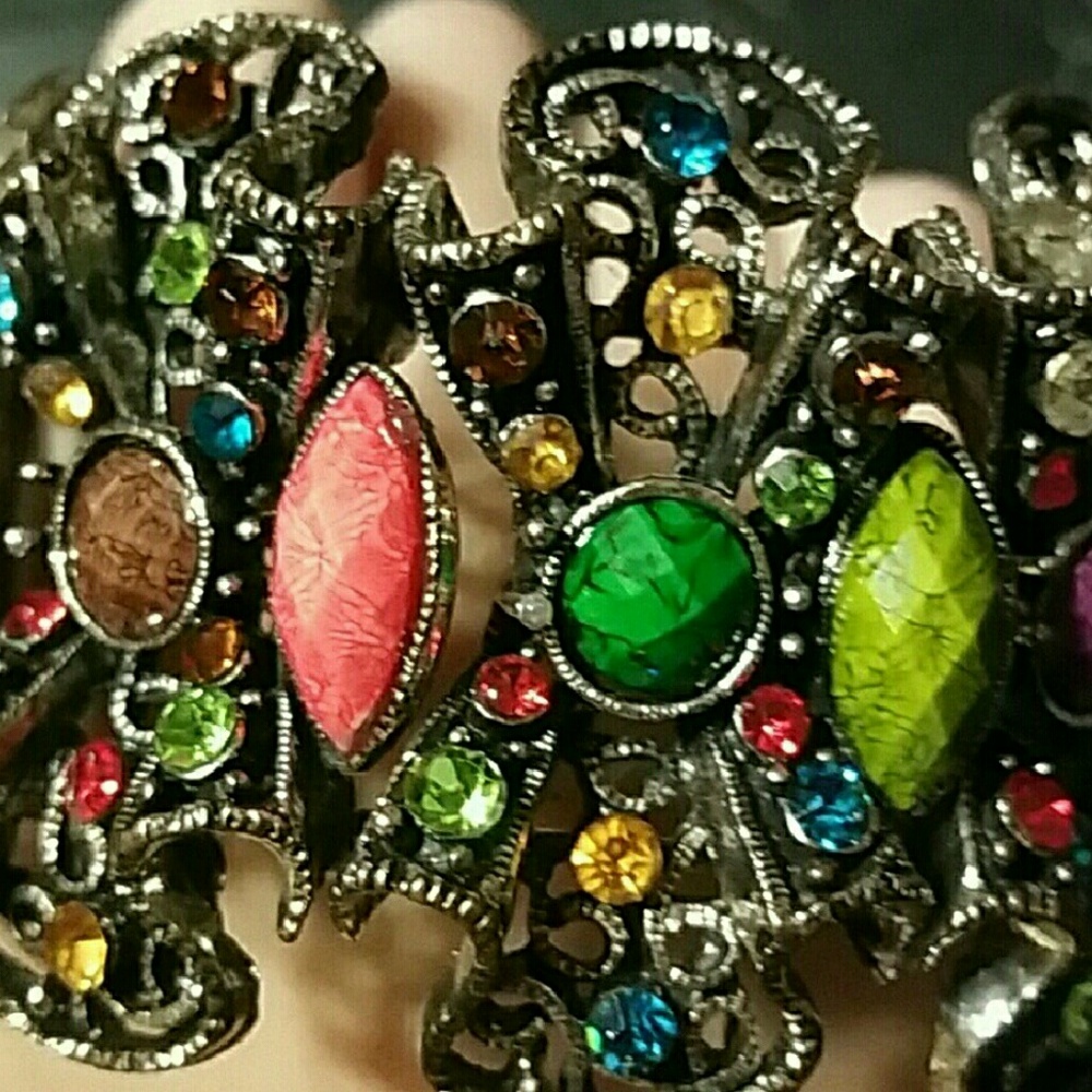 **SOLD**Beautiful Cuff Bracelet